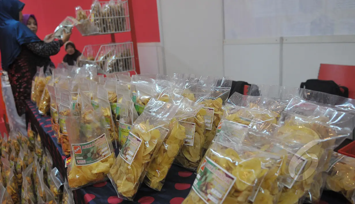 Hasil pertanian yang telah diolah menjadi makanan ringan ikut dipamerkan pada Agrinex Expo ke-9 yang digelar di JCC, Jakarta, Sabtu (21/3/2015). (Liputan6.com/Johan Tallo)