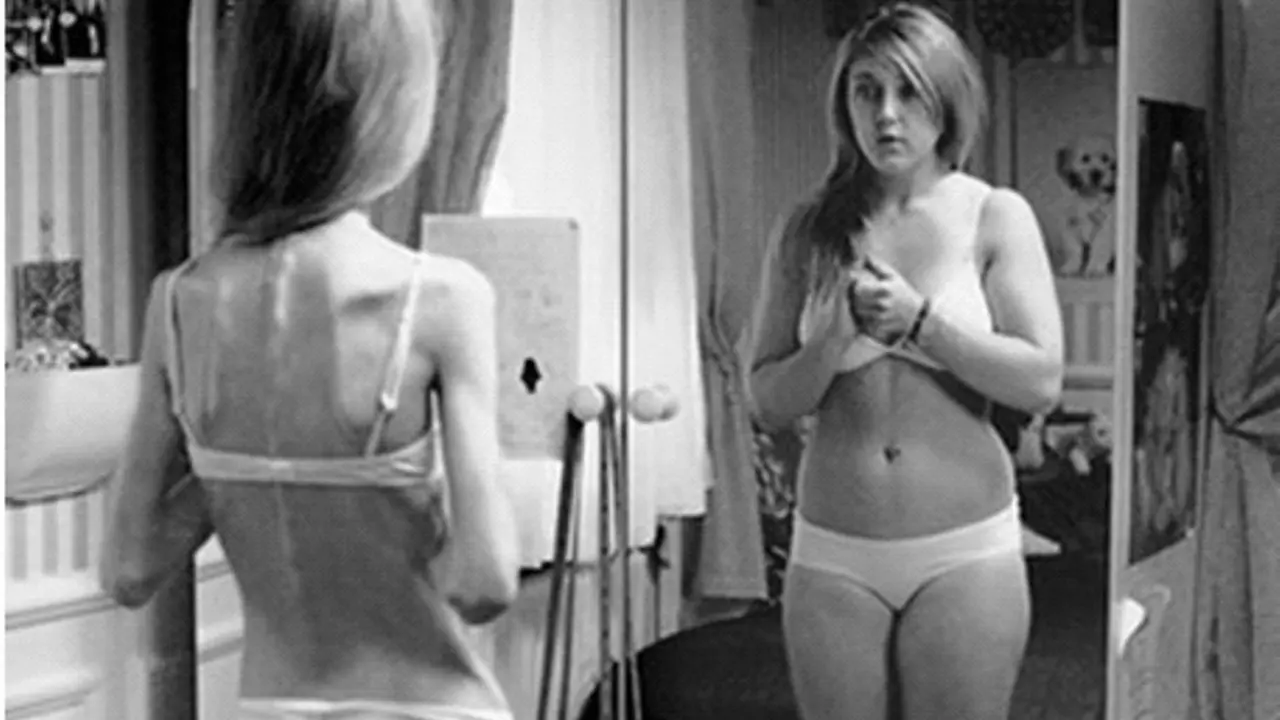 Selalu Nggak 'PD'? Jangan-jangan Kamu Terkena Dysmorphophobia
