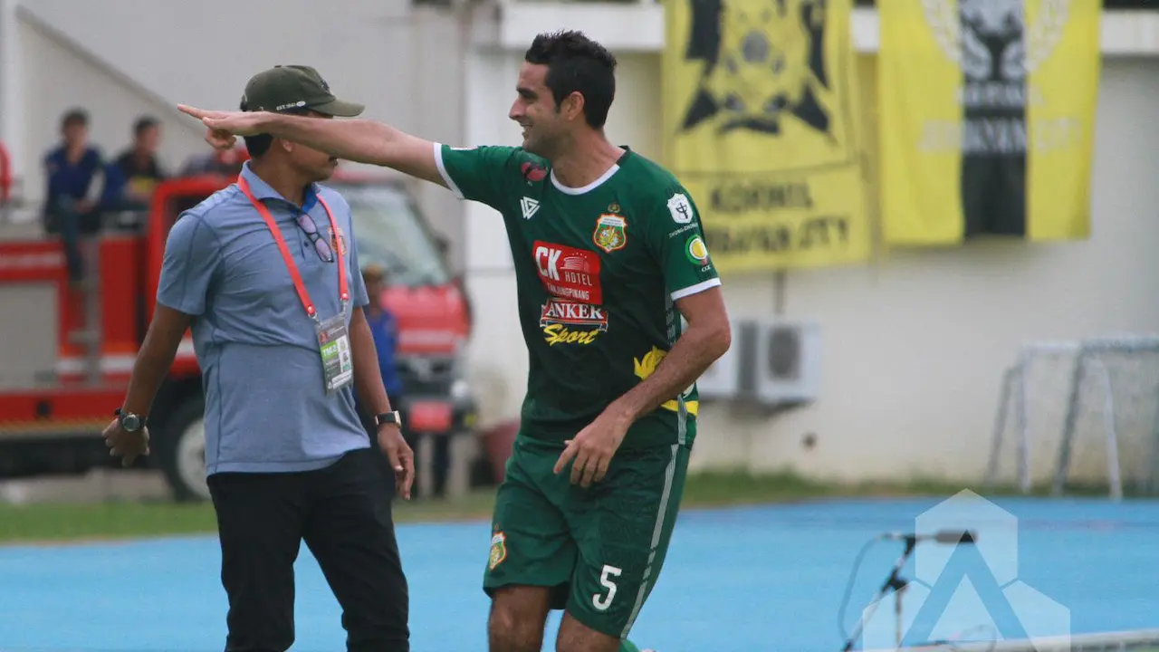 Mitra Kukar vs Bhayangkara Surabaya United