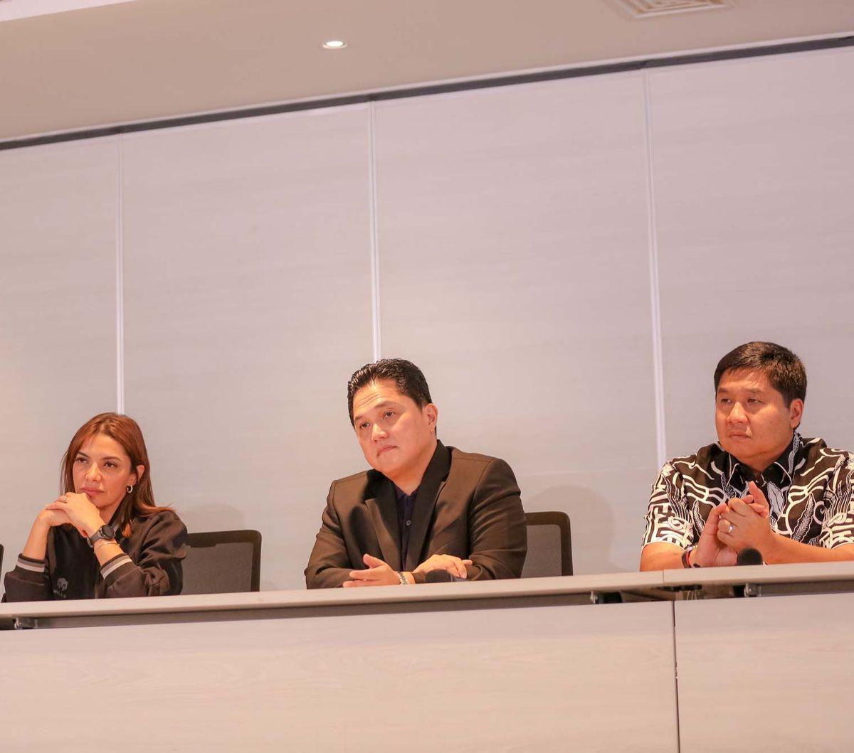 Ketua Umum PSSI Erick Thohir mengumumkan pembentukan Satgas Independen Antimafia Bola dalam konferensi pers di Menara Danareksa, Jakarta Pusat, pada Rabu (20/9/2023) sore WIB.<br><br>
