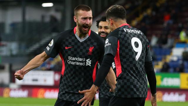 FOTO: Menyodok ke Empat Besar, Liverpool Berebut Dua Tiket Liga Champions dengan Chelsea dan Leicester City - Nathaniel Phillips; Roberto Firmino