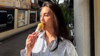 Model Rambut Agnez Mo Terbaru, Stylish dengan Rambut Panjang Bervolume (sumber: Instagram/agnezmo)
