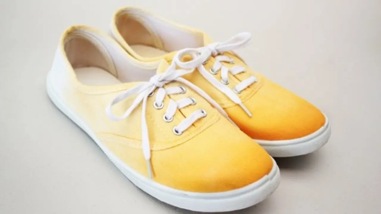 10 Cara Mudah Buat Sepatu Lamamu Menjadi Tampilan Baru