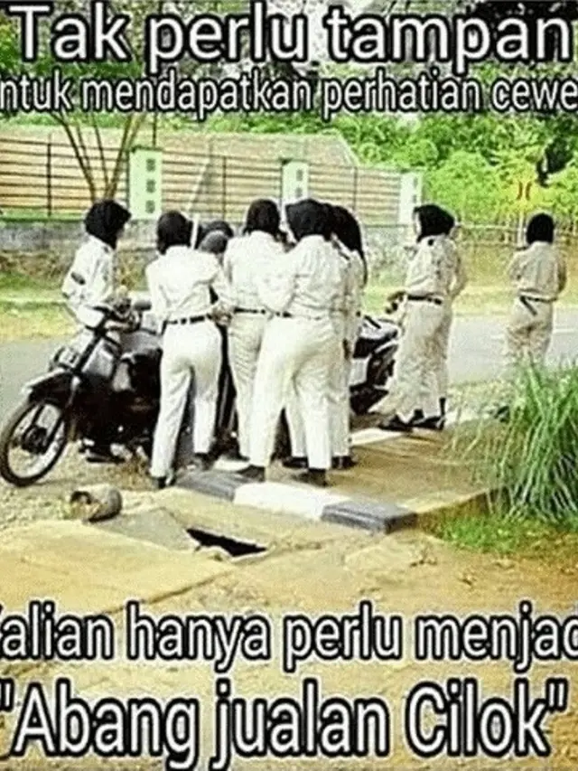 7 Plesetan Bisnis Kaki Lima Ini Bikin Ngakak