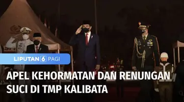 Memperingati Hari Kemerdekaan Republik Indonesia, Presiden Joko Widodo, malam tadi memimpin apel kehormatan dan renungan suci di Taman Makam Pahlawan, Kalibata, Jakarta Selatan.