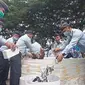 Kemenkumham Gorotalo saat melakukan pemusnahan barang sitaan dari lapas di Gorontalo (Arfandi Ibrahim/Liputan6.com)