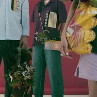 Intip hasil kolaborasi seru antara KOJO bersama TOTON. Koleksi unisex ini hadir dengan siluet minimalis yang istimewa. (Foto: dok Kojo)