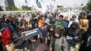 Warga dan komunitas pejuang lingkungan melakukan long march dalam rangka memperingati Hari Keadilan Ekologis (HKE) 2026 di depan Gedung MPR/DPR, Senayan, Jakarta, Senin (21/9/2026). (KLY/Budy Santoso)