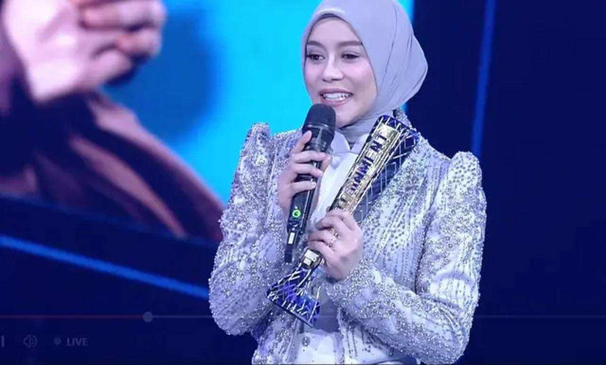 Lesti Kejora Raih Gelar Gorgeous Mom di Infotainment Awards 2025, Ungkap Peran Besar Rizky Billar