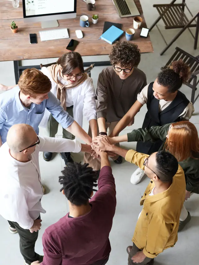 ilustrasi pengertian demokratisasi dan faktor penting adanya demokrasi/fauxels/pexels