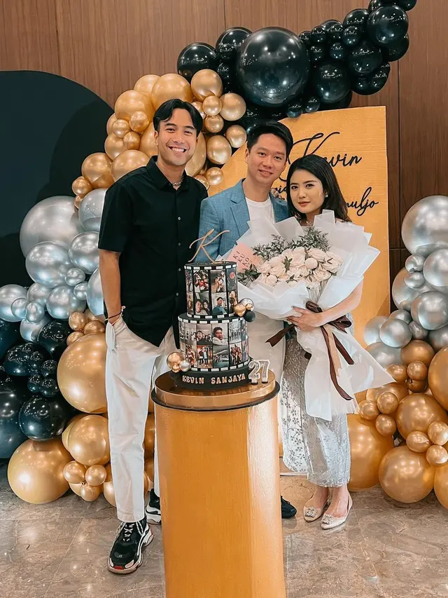 [Fimela] Kevin Sanjaya dan Valencia Tanoe