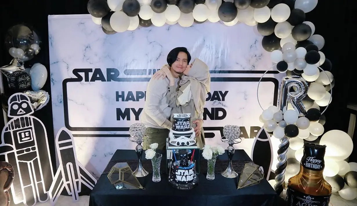 Roger Danuarta dan Cut Meyriska (Instagram/cutratumeyriska)