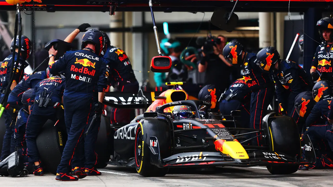 Max Verstappen dan Tim akan Kawal Sergio Perez Meraih Juara Dua F1 2022