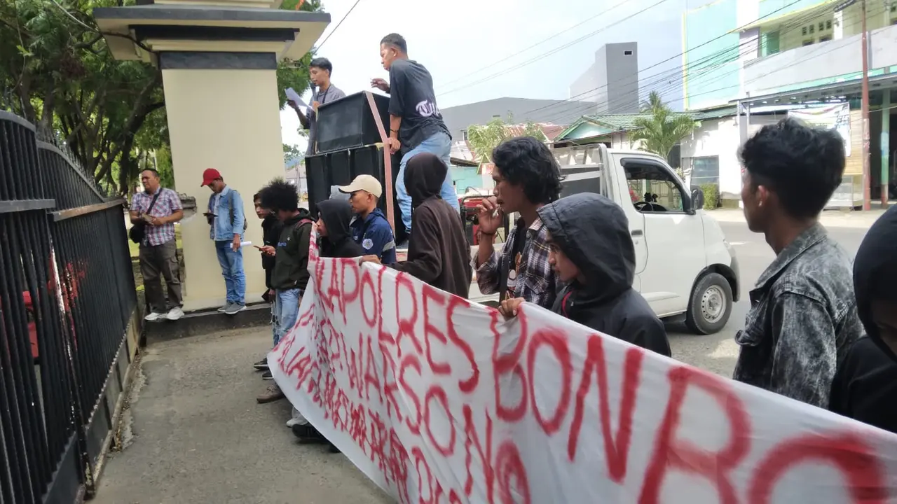 Demo Mahasiswa