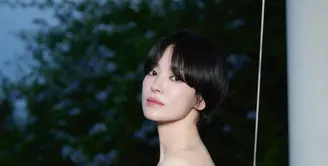 Song Hye Kyo kembali hadiri acara perhiasan mewah Chaumet dengan tampilan yang berbeda [@kyo1122]