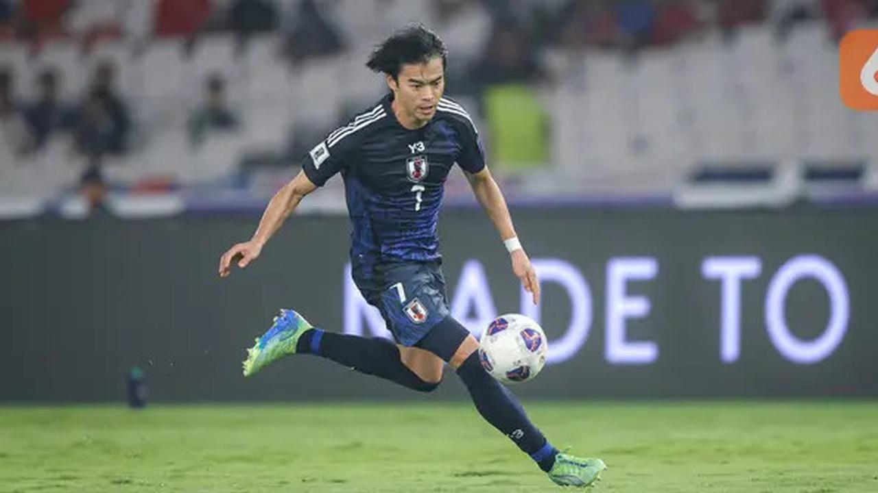 Kaoru Mitoma jadi Sasaran Netizen Indonesia usai Menyikut Kevin Diks sampai Terkapar, Ramai Dikritik