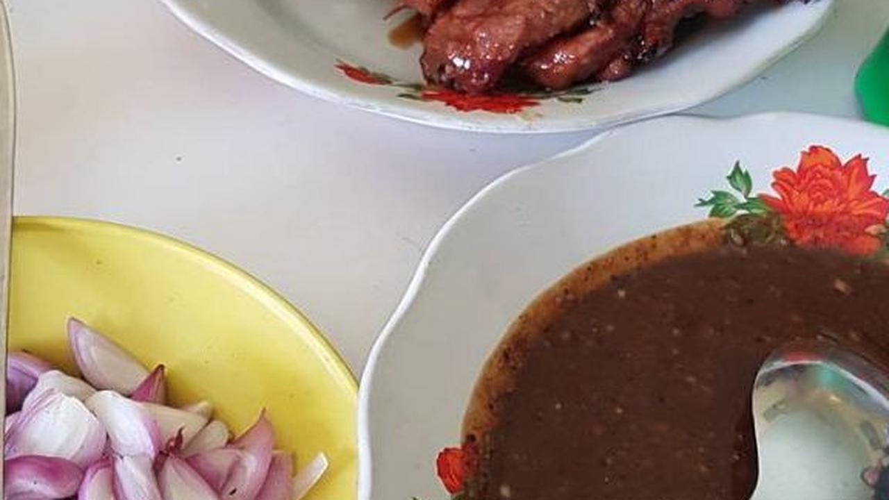 Hingga saat ini, sajian Sate Bumbon masih menjadi favorit masyarakat setempat maupun wisatawan.