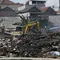 Di Balik Kebakaran Gunungan Sampah Kramat Jati, Ada Pelaku yang Diburu