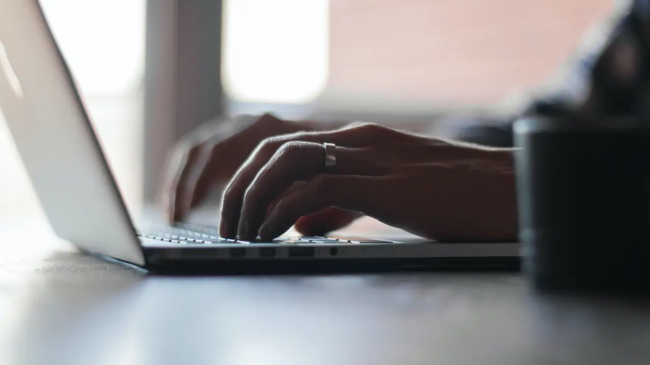 Yayasan Bulir Padi luncurkan "Digital Learning Program" untuk dukung proses belajar daring jarak jauh.