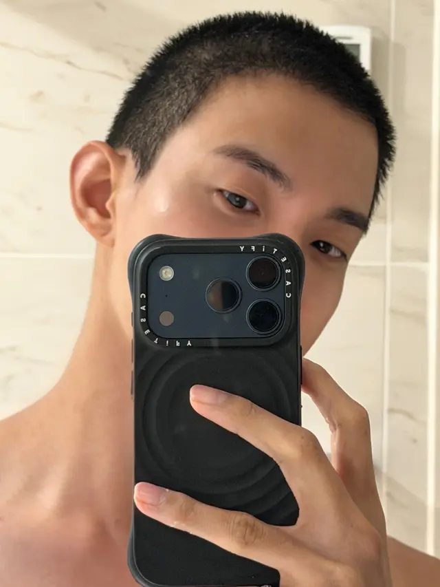 Dokyeom berangkat wamil (credit: instagram.com/dk_is_dokyeom)