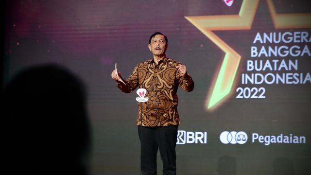 Menko Luhut dalam Anugerah Bangga Buatan Indonesia (ABBI) 2022