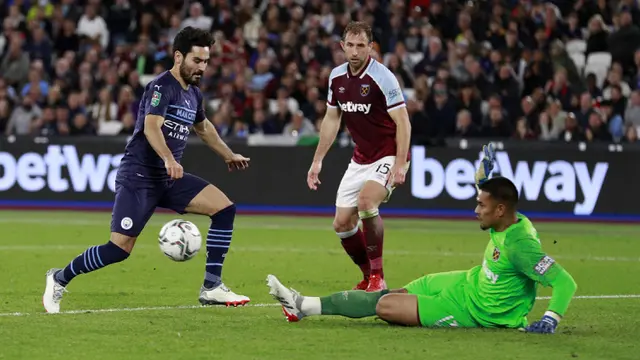Foto: Menang Adu Penalti, West Ham United Akhiri Dominasi Manchester City di Carabao Cup