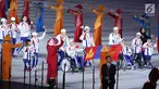 Atlet Para Games dari berbagai negara melakukan defile saat pembukaan Asian Para Games 2018 di Stadion Utama Gelora Bung Karno, Jakarta, Sabtu (6/10). Asian Para Games 2018 berlangsung 6-13 Oktober. (Liputan6.com/Helmi Fithriansyah)