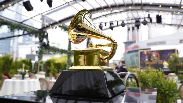 Patung Piala Grammy. (AP Photo/Chris Pizzello, File)