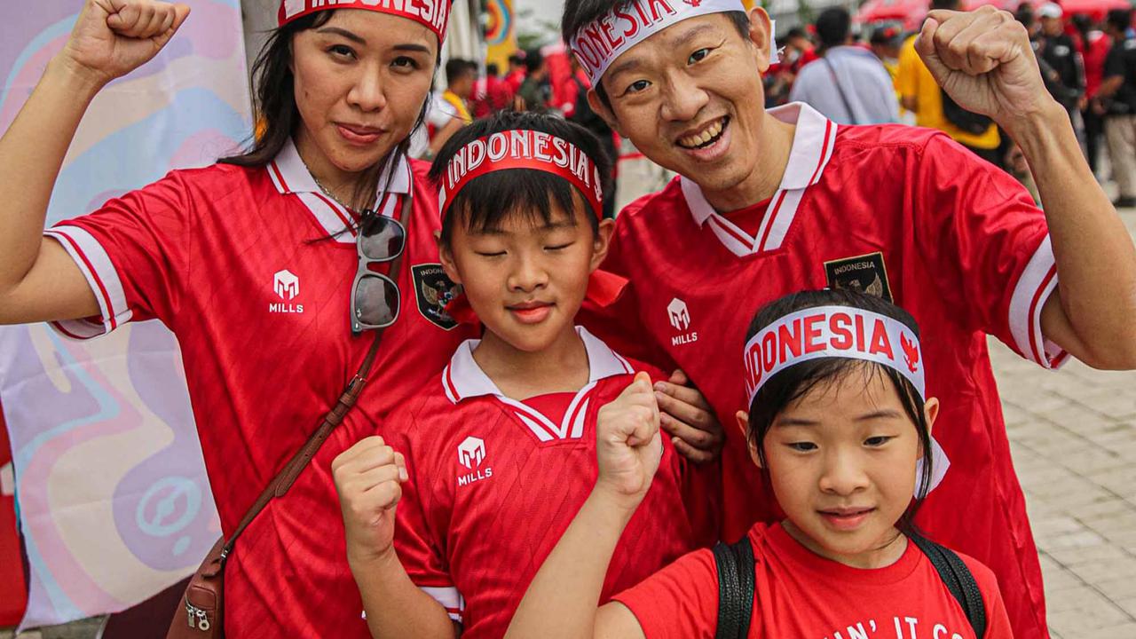 Suporter Timnas Indonesia jelang Pembukaan Piala Dunia U-17
