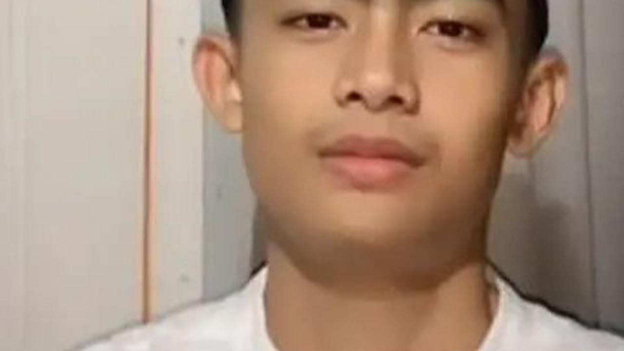 Saat remaja ini menggunakan peci, netizen langsung menyebutnya sebagai versi Arhan yang terlihat seperti anak pesantren.