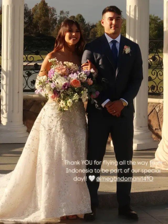 Aurelie Moeremans  saat Pesta Pernikahan Bersama Tyler Bigenho di Amerika Serikat. [@megandomanis1410]