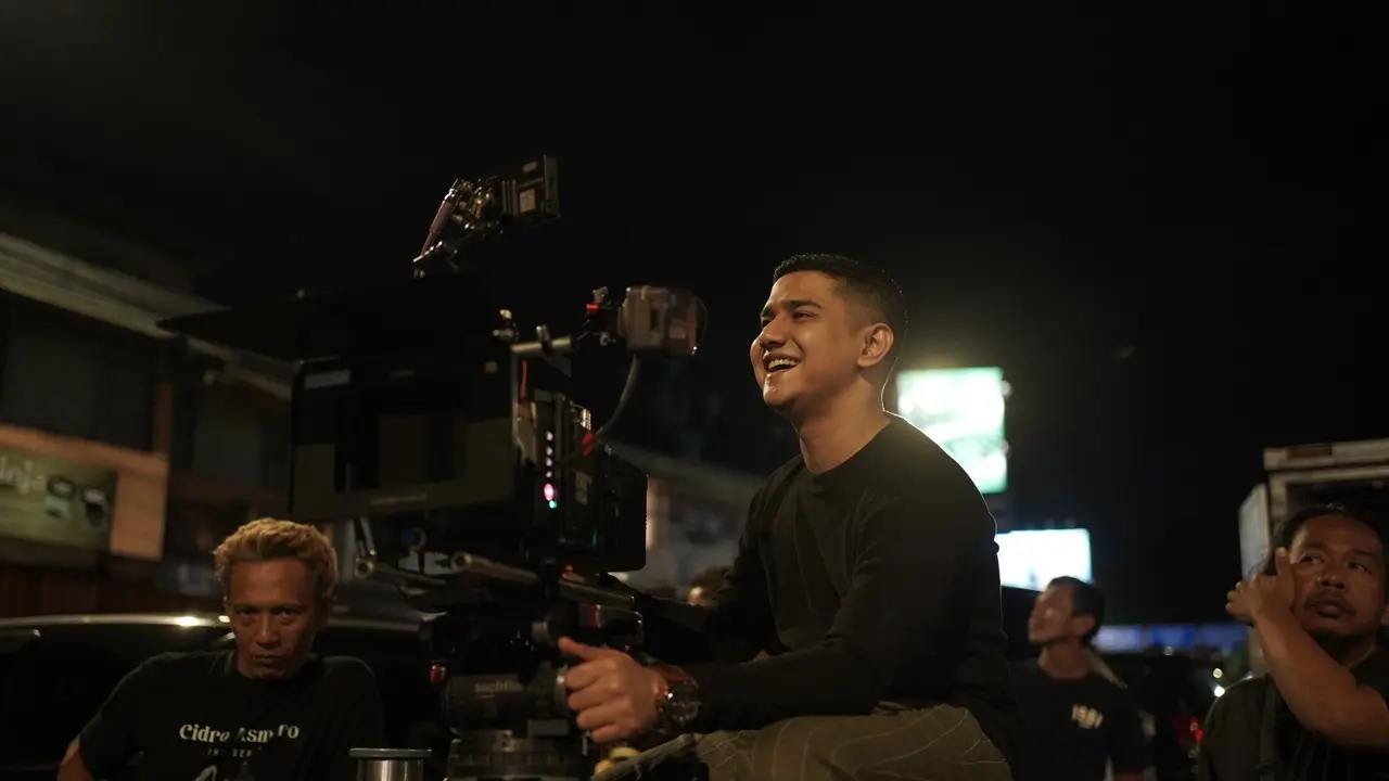 Syakir Daulay menjadi pemain dan sutradara di film Imam Tanpa Makmum