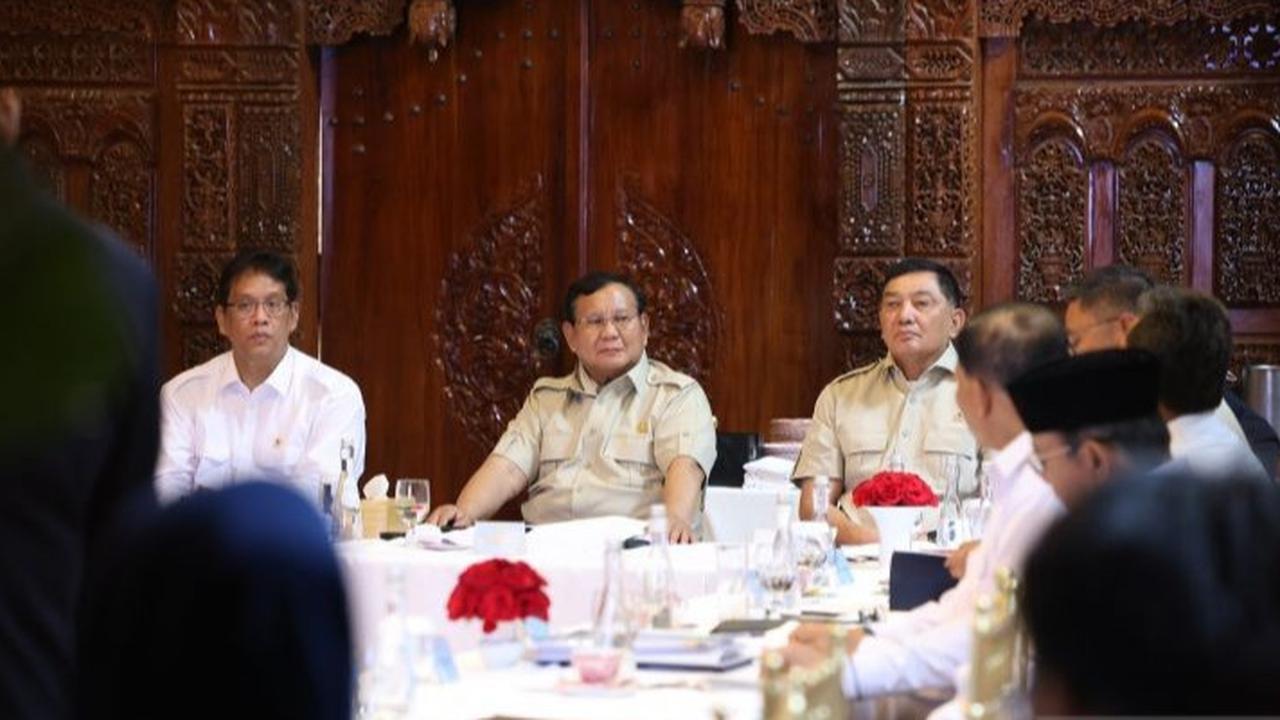 VIDEO: Istana Blak-blakan Prabowo Panggil Purbaya Cs "Di Bawah Menkeu Baru Ada Peningkatan Pajak"