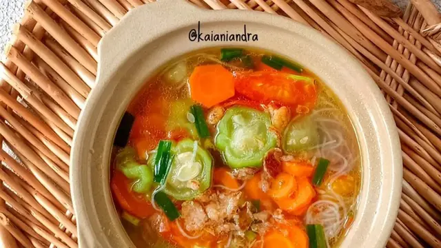 Sayur Bening Oyong Wortel