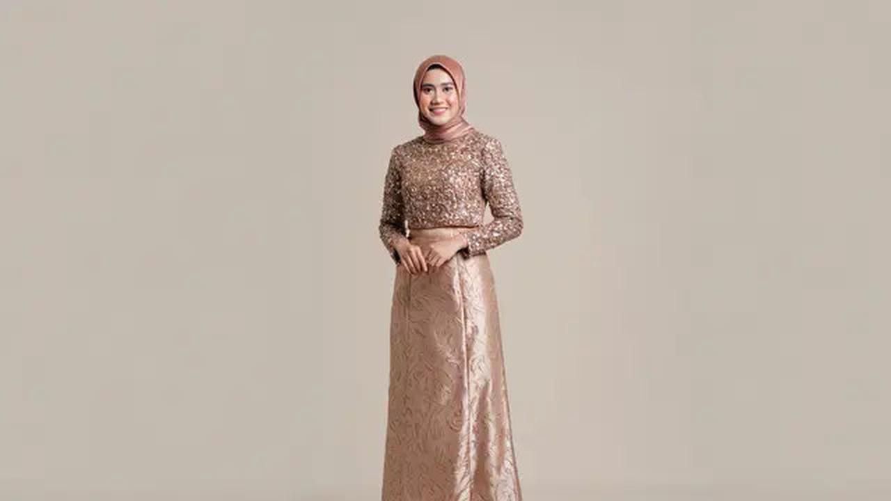 10 Model Long Dress Brokat Kombinasi Payet Terbaru, Stylish untuk Wanita Muda