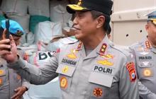 Momen Dua Jenderal Polisi Video Call untuk Beri Bantuan Sembako ke Warga Terdampak Bencana Aceh