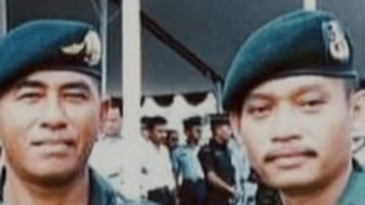 4. Letkol Romulo Simbolon<br>