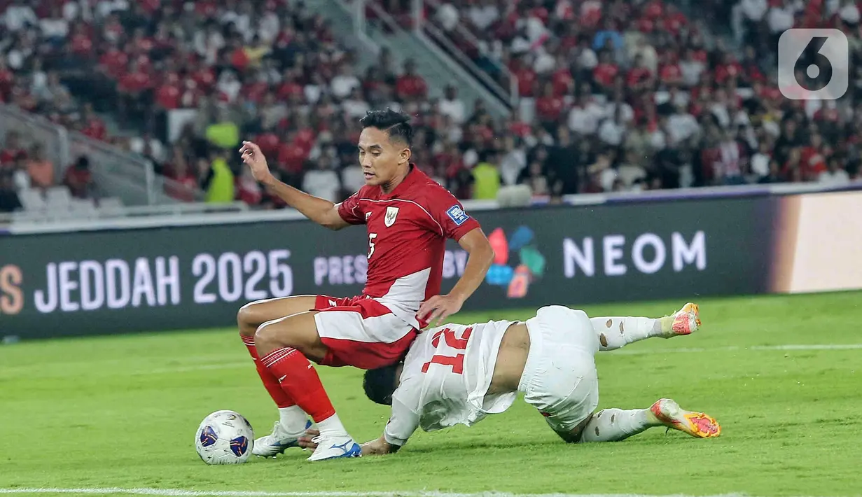 Sejumlah peluang berhasil didapat melalui serangan apik kombinasi Rizky Ridho, Ragnar Oratmangoen, dan Marselino Ferdinan. (Liputan6.com/Angga Yuniar)