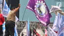 Dalam pidatonya, Presiden Prabowo menggarisbawahi perlunya peran negara dalam menyokong kehidupan kaum buruh agar lebih baik. (Liputan6.com/Angga Yuniar)