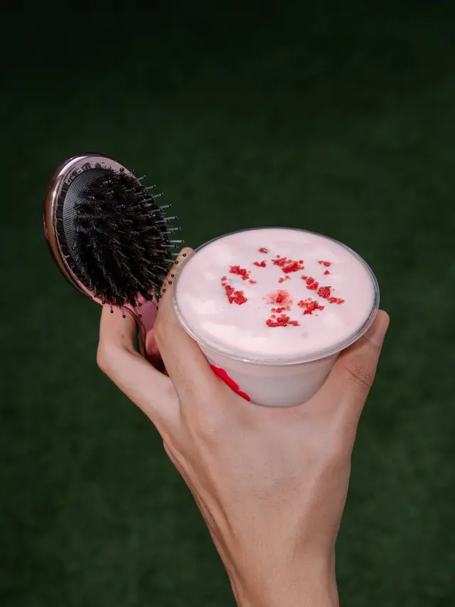 Rahasia Rambut Berkilau dan Rapi Seharian, Mulai dari Hair Routine yang Tepat