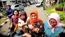 Raut wajah duka dan cemas tergambar dari beberapa keluarga korban yang datang ke RS TNI AL Mintohardjo pada Rabu 5 Maret 2014 (Liputan6.com/Helmi Fihriansyah).