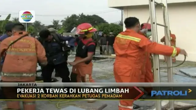 Dua karyawan pengolahan limbah rumah pemotongan unggas di kawasan Rawa Lele, Jakarta Barat, tewas di dalam lubang pembuangan limbah.