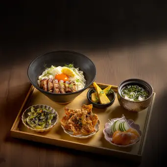 Anti bingung, Teishoku bisa jadi pilihan makan kenyang kuliner Jepang (dok. Cafe Kissa)