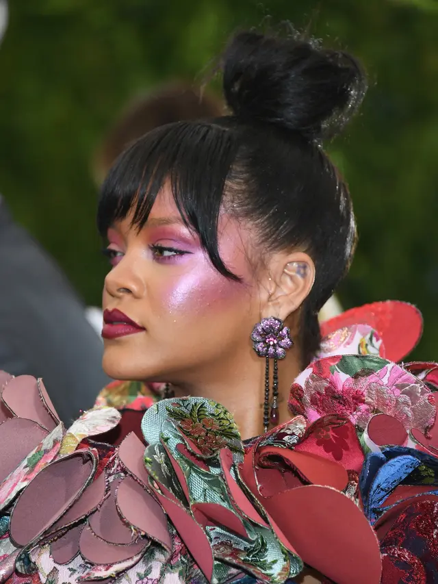 20170501-Rihanna  di Met Gala 2017-AP