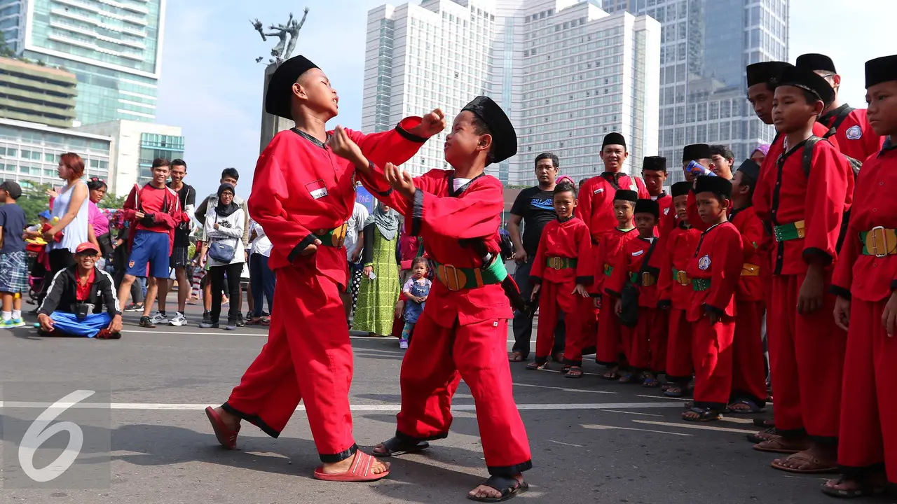20160807- Bundaran HI Diserbu Ribuan Pendekar Betawi-Jakarta-Angga Yuniar