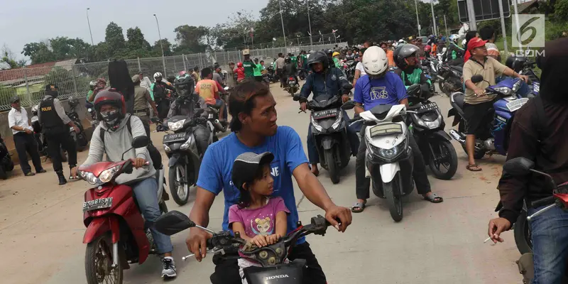 Eksekusi Lahan Terkait Tol Cijago jadi Tontonan Warga