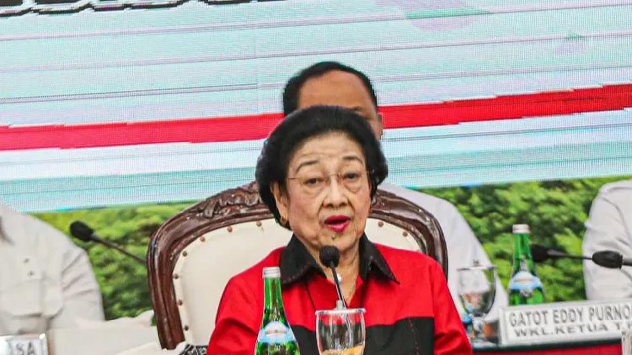 Kader PDIP Unggah Video Lama Megawati Menangis Jokowi Dibully, Puan: Kasih Ibu Sepanjang Masa