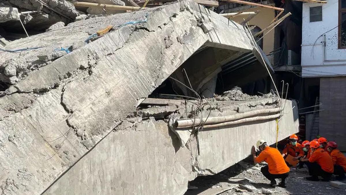 Sudah 86 Jam, Tim SAR Berpacu dengan Waktu Cari Korban Runtuhan Ponpes Al Khoziny Sidoarjo