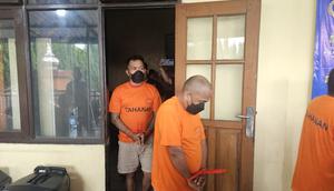 Sejumlah begal saat ditangkap pihak Polsek Cimanggis usai mengambil motor milik korban lansia di wilayah Depok. (Foto: Liputan6.com/Dicky Agung Prihanto)