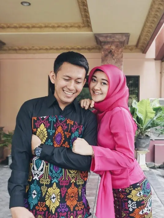 Perempuan kelahiran 1993 ini pun sudah tak lagi berkarier di industri hiburan. Dan kabarnya, ia telah menjadi seorang dosen muda di salah satu perguruan tinggi di Malang.  (Instagram/ellennitaa)